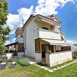  Apartman Irena Arvaj