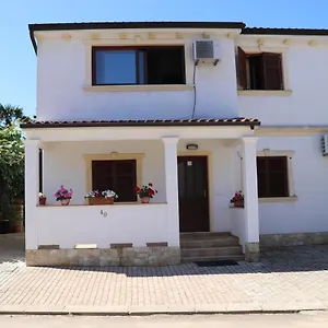 2* Gostinjska kuća Sole 3