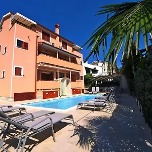 Zdjelar Porec