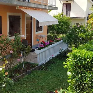 Clara 3 Apartman